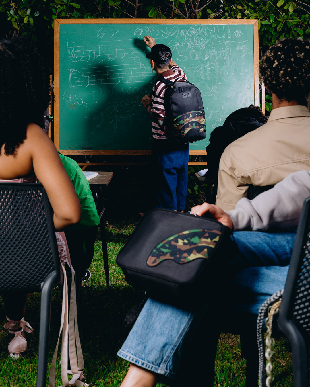 SHARK CENTRAL: GHOST MODE BACKPACK